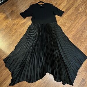 Gap XL black mixed media dress